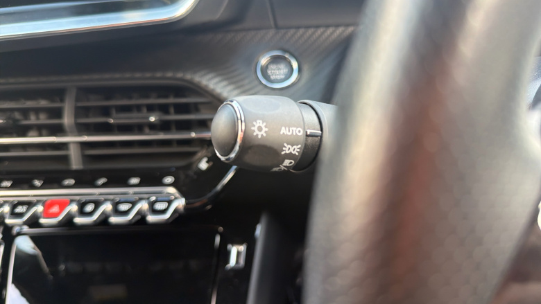 Peugeot 208 100kW GT Premium 50kWh 5dr Auto Electric Hatchback